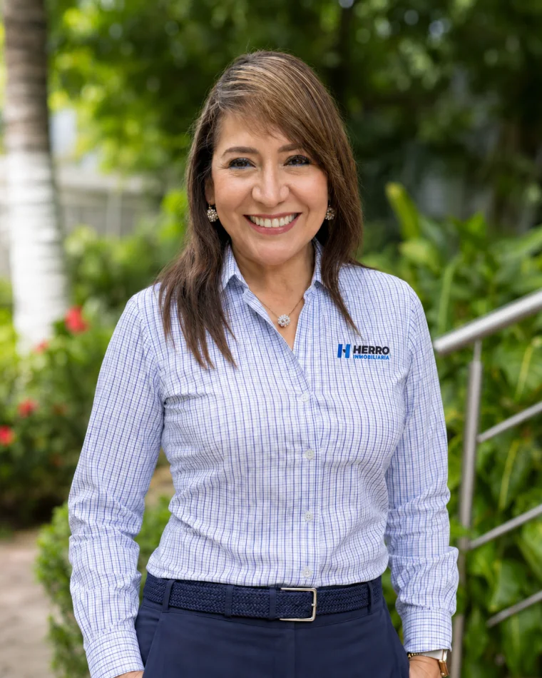 Luz Raquel Espinoza Hdez., Gerente Inmobiliarias, integrante de Inmobiliaria Grupo Herro